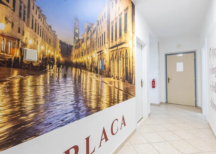 Placa Apartment